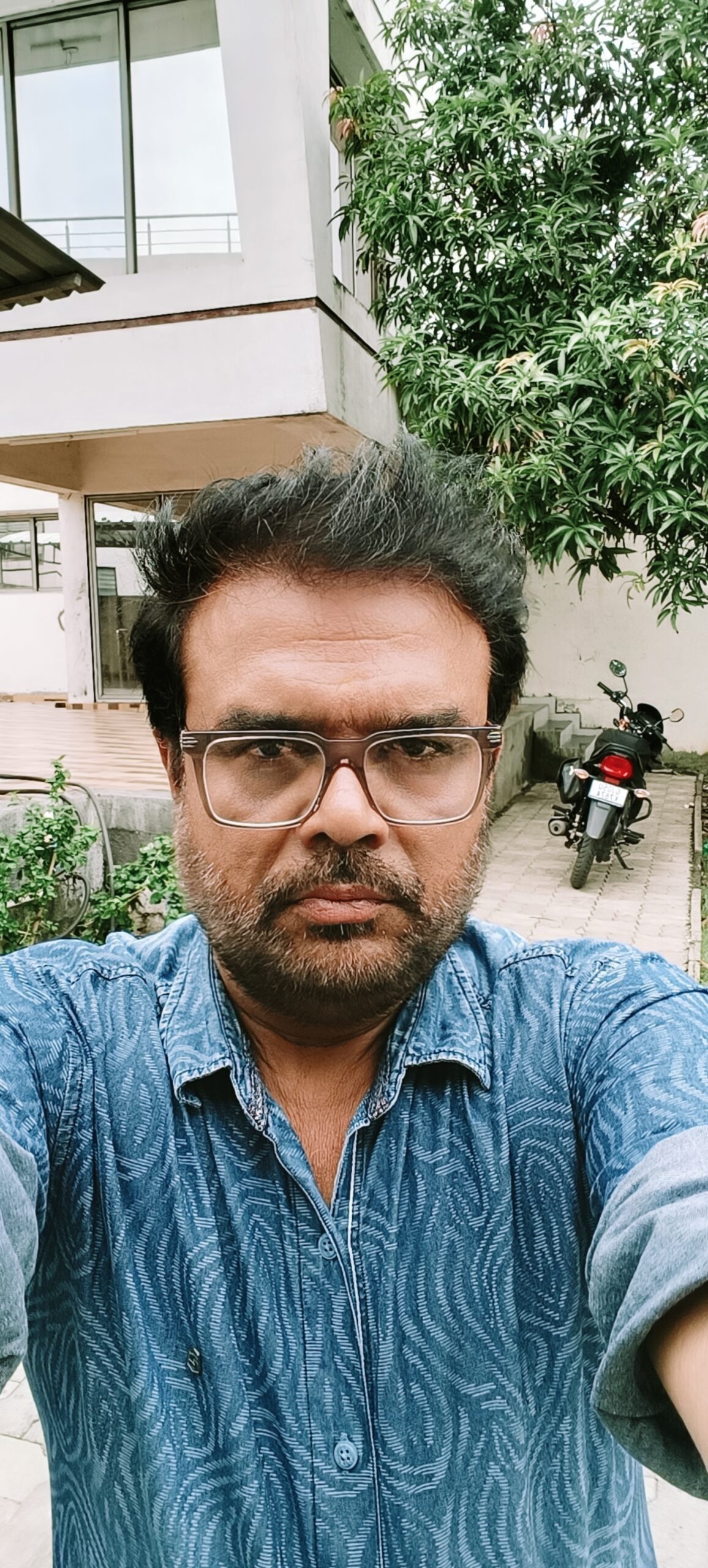 vipul Rakholiya